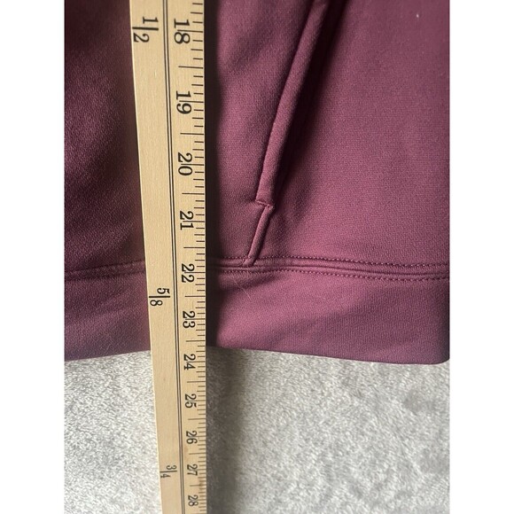 Under Armour Sweatshirt Women's M Burgundy Pullover Turtleneck Athletic Pullover - Picture 7 of 7